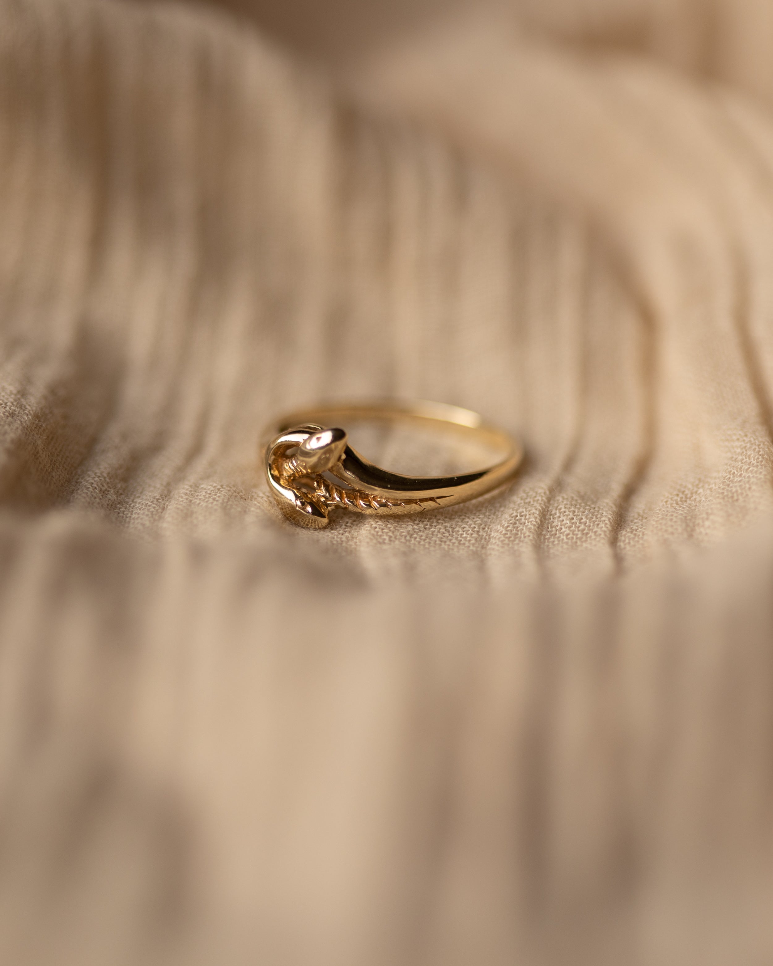 Irma 1988 Vintage 9ct Gold Double Snake Ring