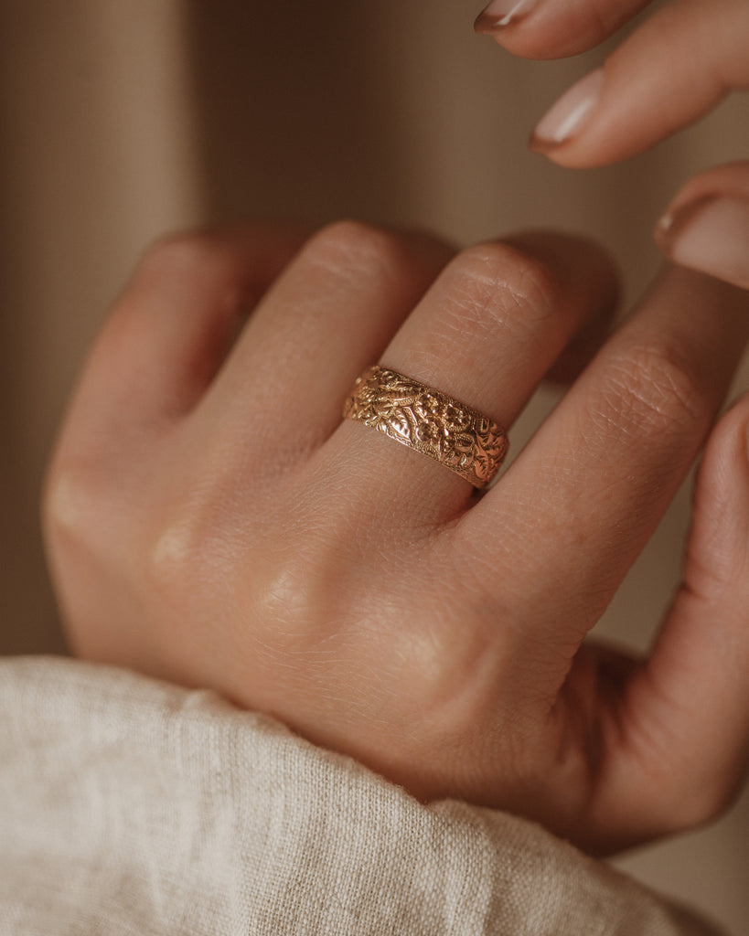 Rosemary 1895 Antique 9ct Gold Floral Band Ring