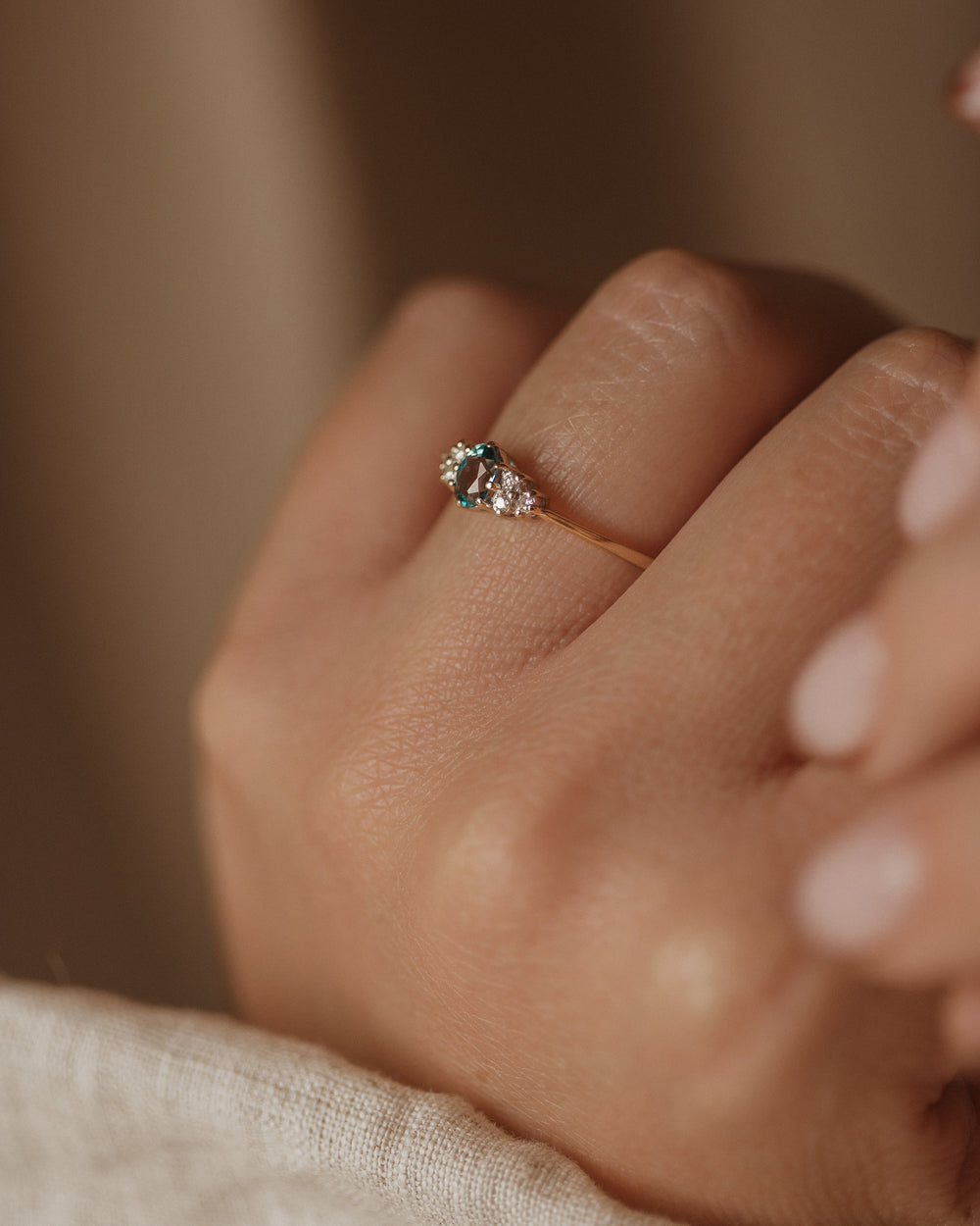 Maria 1987 Vintage 9ct Gold Topaz & Diamond Ring