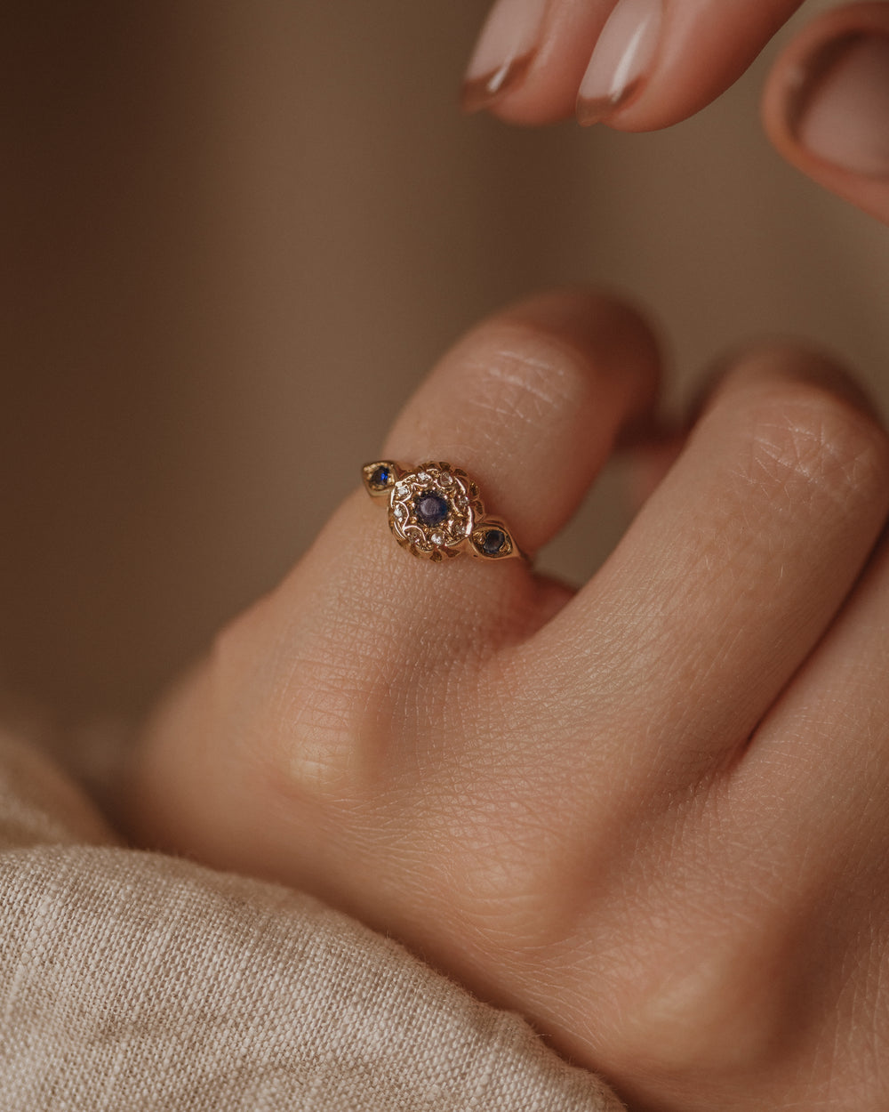 Julia 1918 Antique 18ct Gold Sapphire & Diamond Cluster Ring