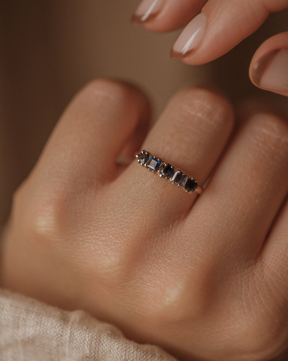 Trudy Vintage 18ct Gold Sapphire Five Stone Ring