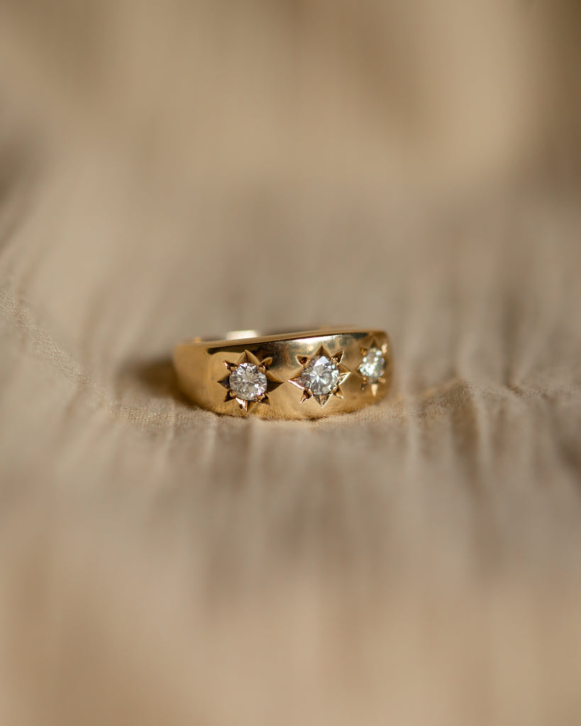 Millicent 1975 Vintage 9ct Gold Star Set Diamond Trilogy Ring