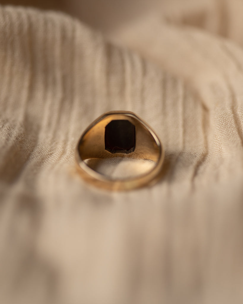 Ellis 1965 Vintage 9ct Gold Black Onyx Signet Ring