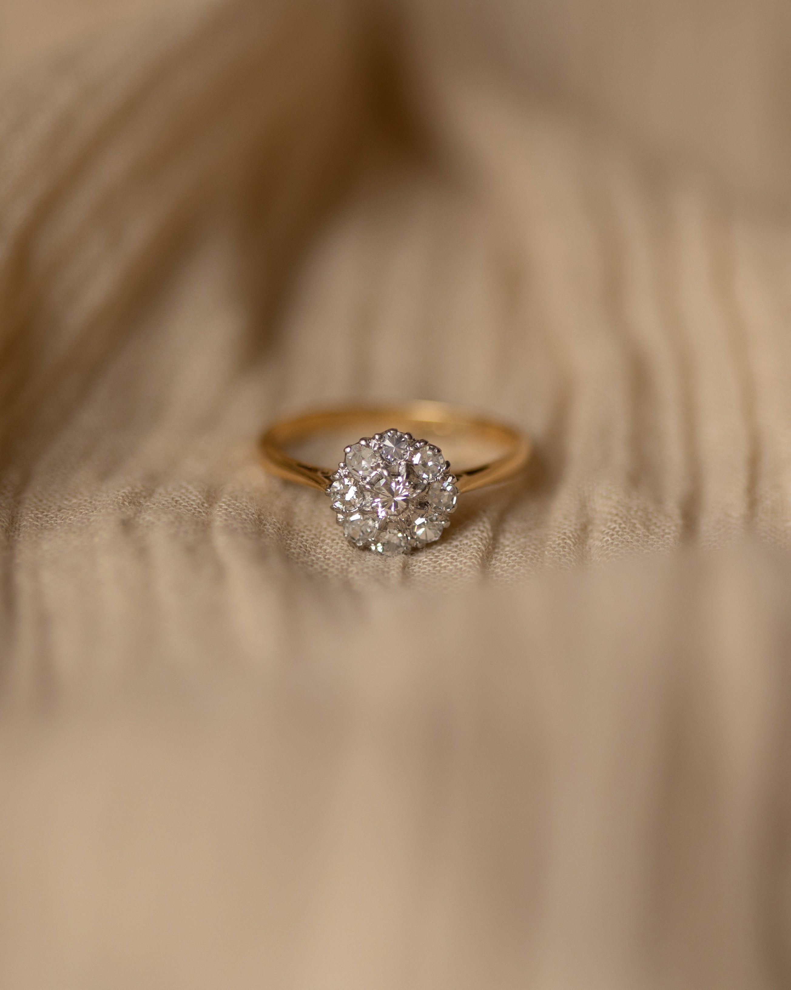 Jessica Vintage 18ct Gold Diamond Daisy Cluster Ring