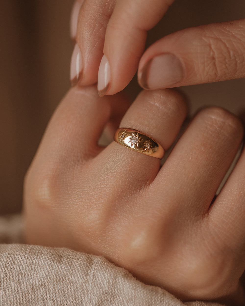 Paulette 1927 Vintage 18ct Gold Star Set Diamond Trilogy Ring