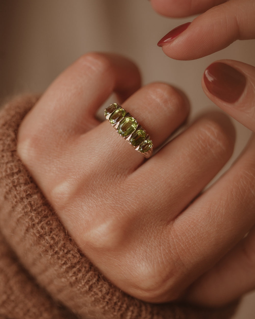 Hannah 1980 Vintage 9ct Gold Five Stone Peridot Ring