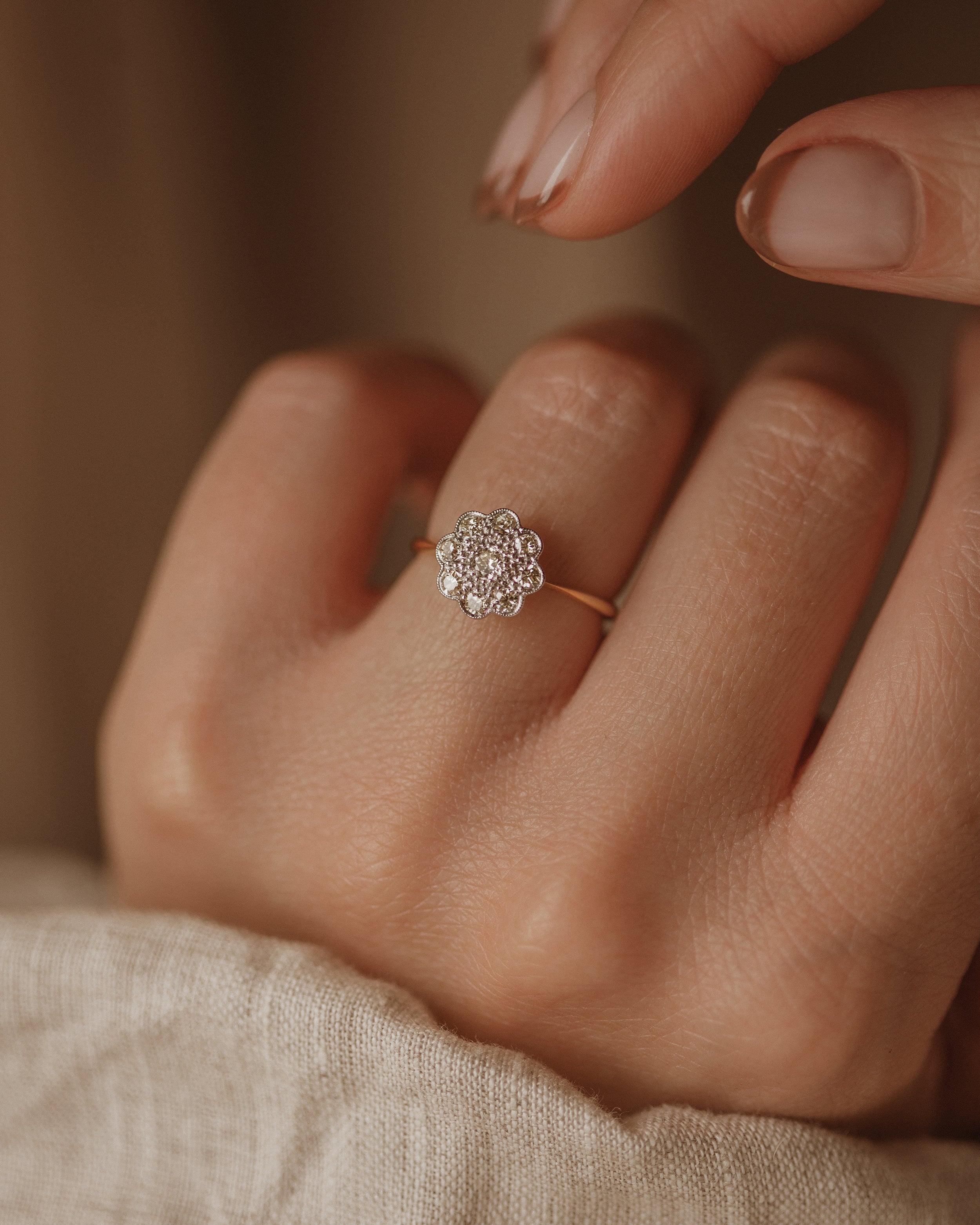 Image of Olivia Antique 18ct Gold Diamond Daisy Cluster Ring