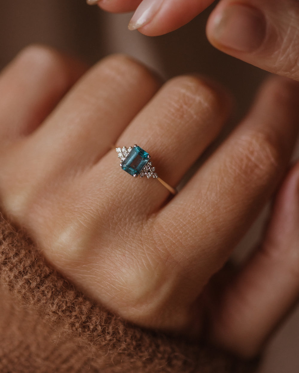 Martha 1988 Vintage 9ct Gold Topaz & Diamond Ring