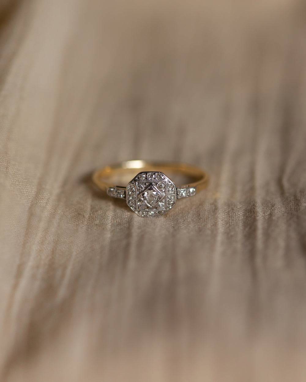Daphne Antique Art Deco 18ct Gold Diamond Ring