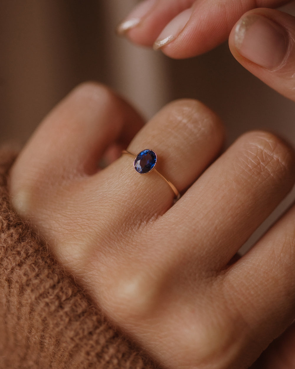 Cynthia Antique 18ct Gold Sapphire Solitaire Ring