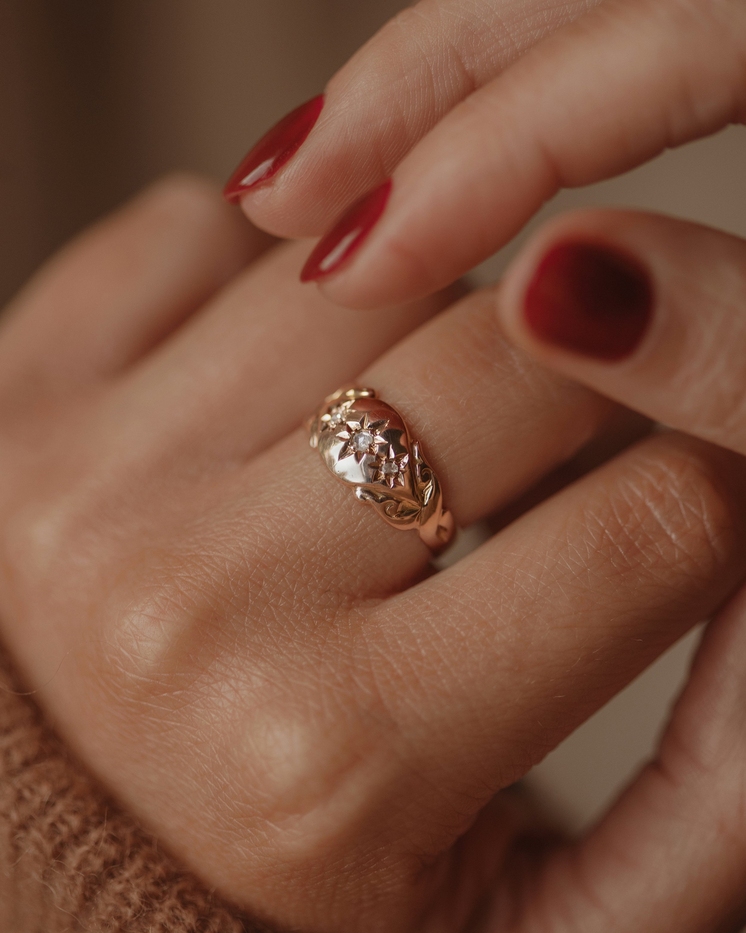 Winnie 1918 Antique 9ct Gold Star Set Diamond Trilogy Ring