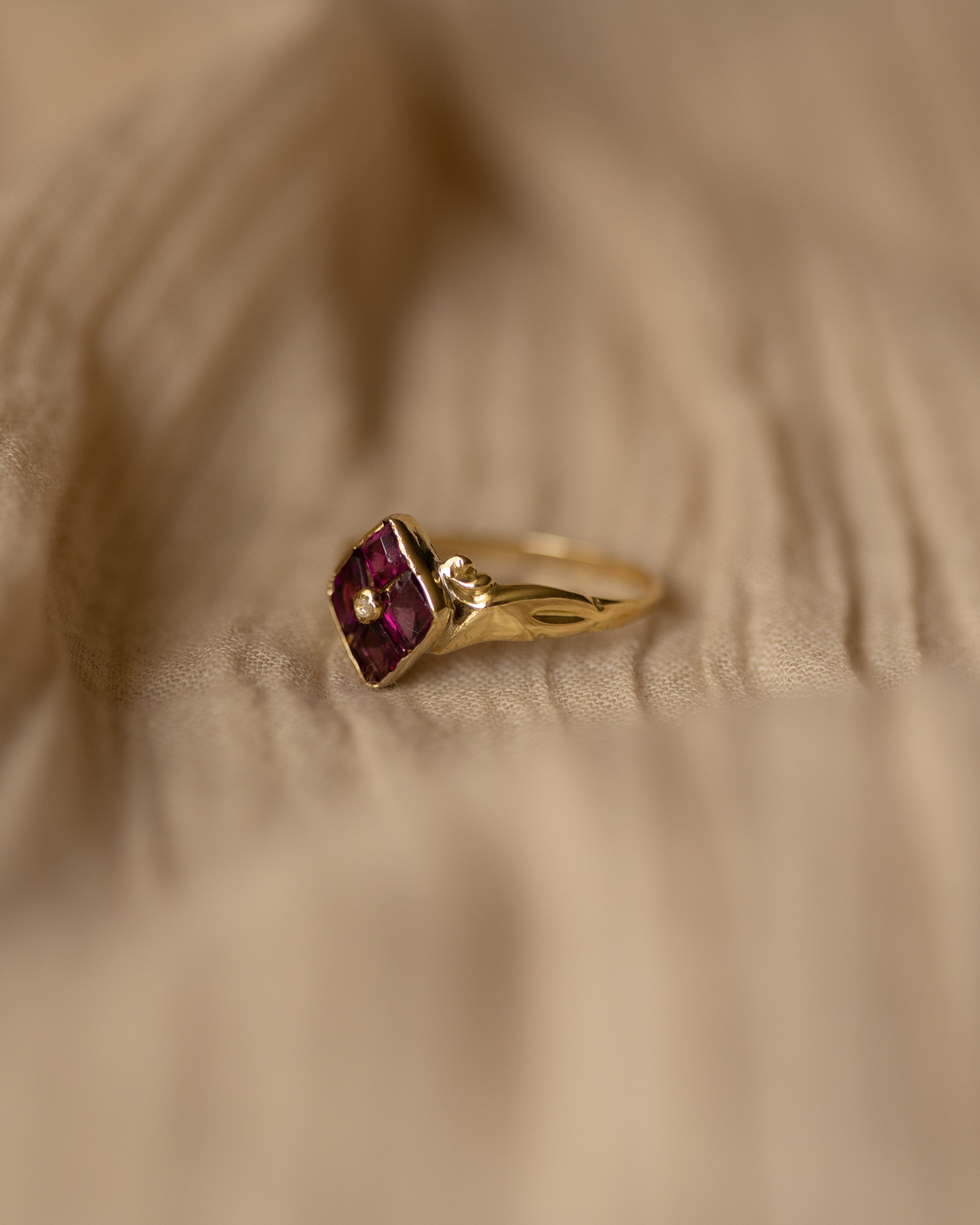 Augustina Antique 18ct Gold Almandine Garnet Lozenge Ring