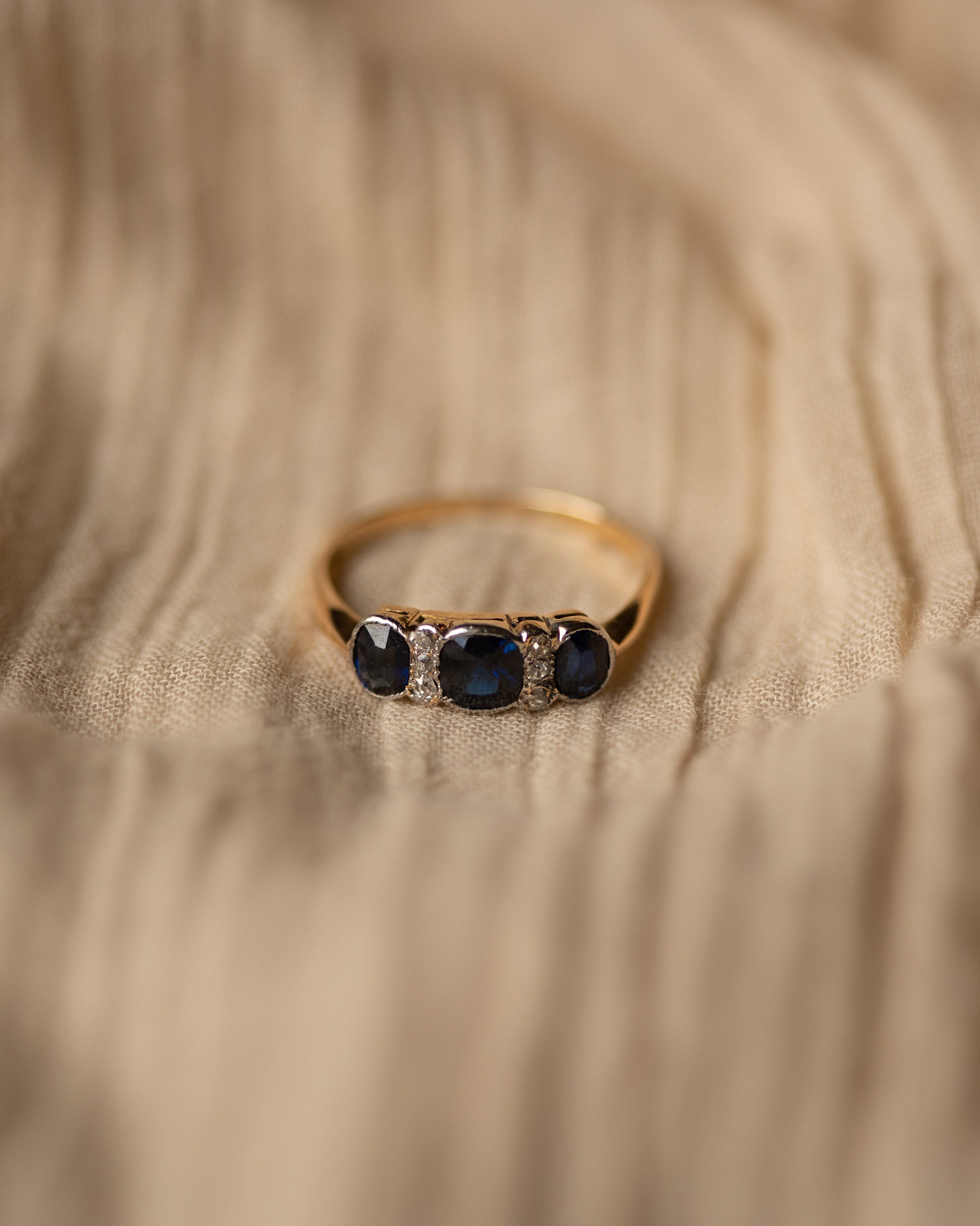 Image of Diana Antique 18ct Gold Sapphire & Diamond Ring