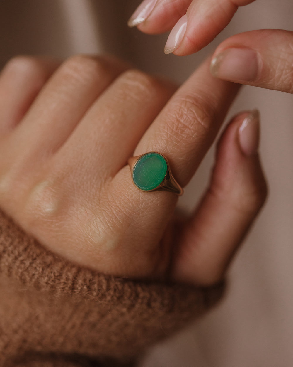 Cecile 1851 Antique 9ct Gold Chrysoprase Signet Ring