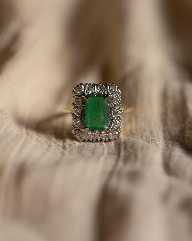 Rectangular emerald ring hotsell