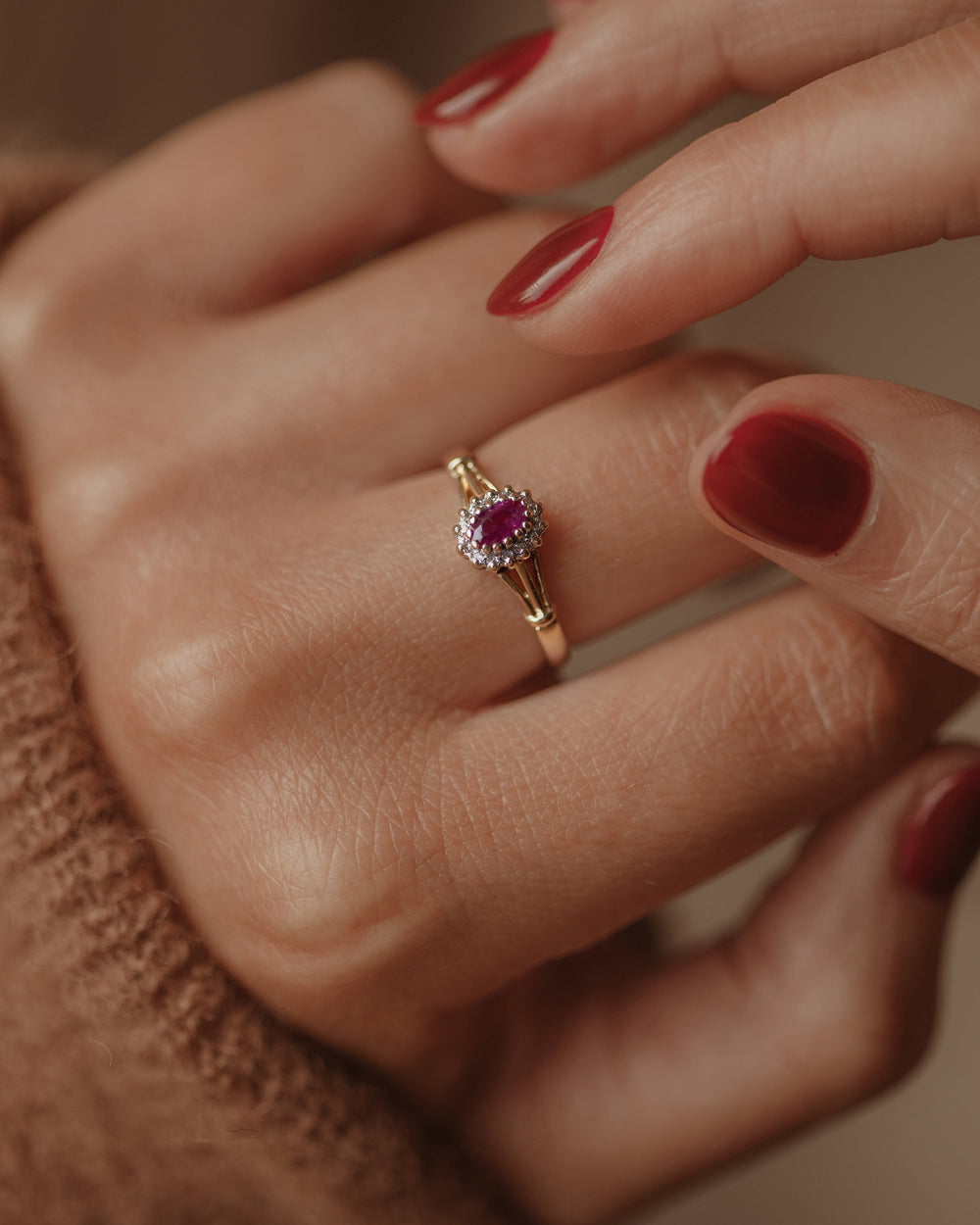 Birdie Vintage 9ct Gold Ruby & Diamond Cluster Ring