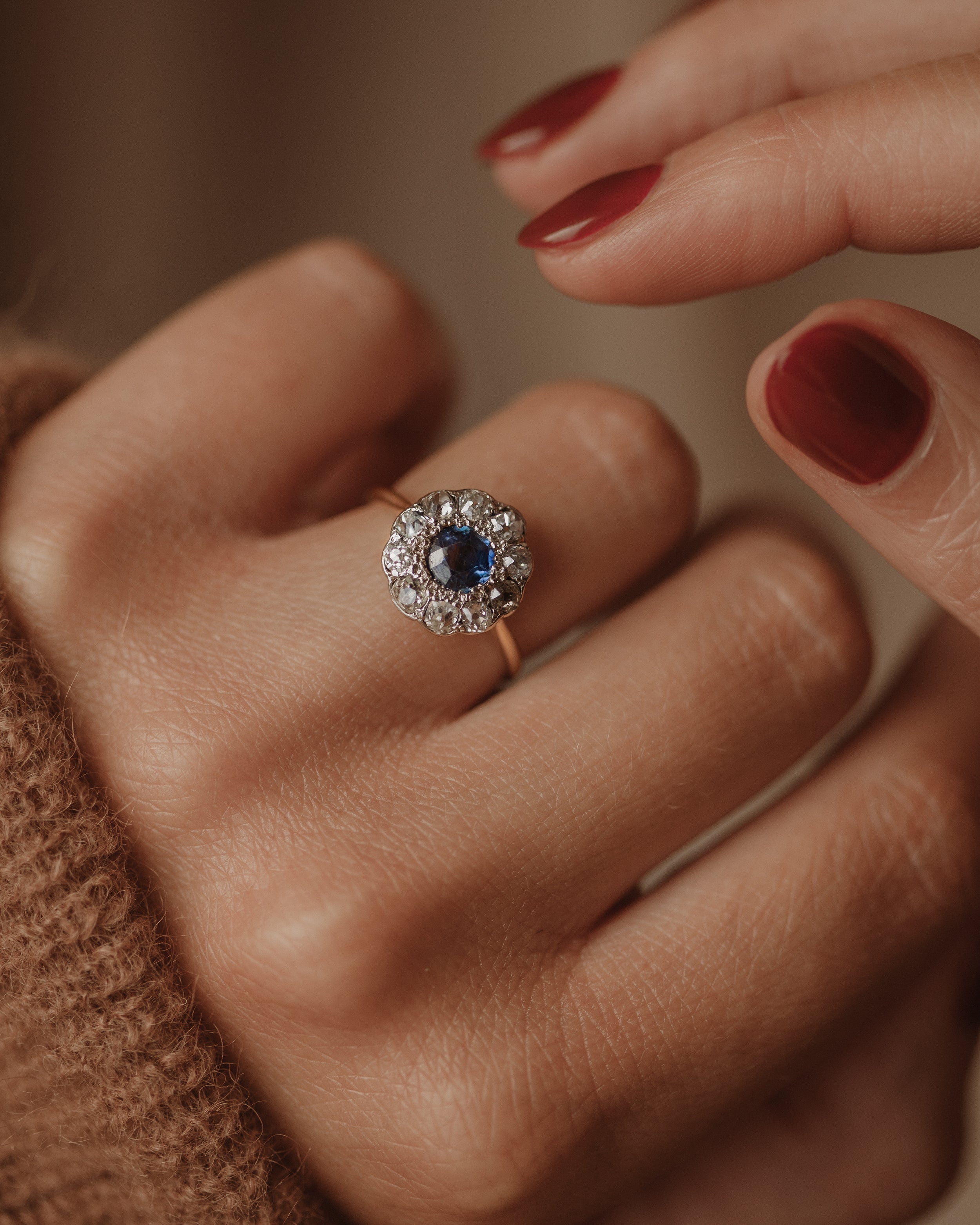 Celeste Antique 18ct Gold Sapphire & Diamond Daisy Cluster Ring