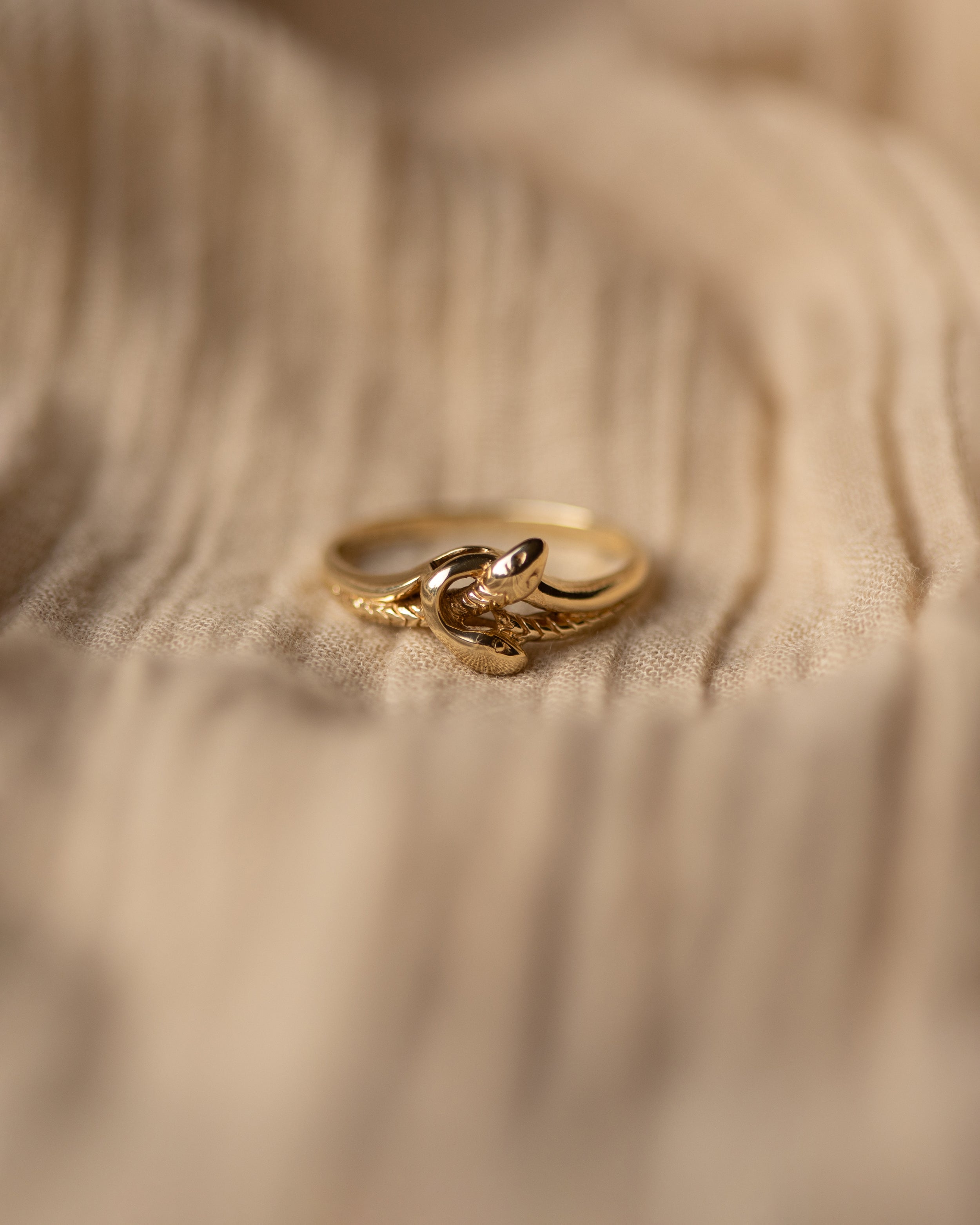 Irma 1988 Vintage 9ct Gold Double Snake Ring