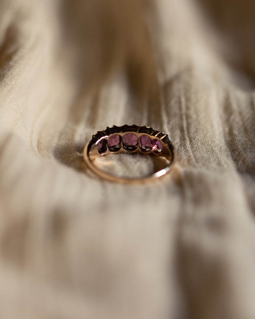 Regina Antique Victorian 9ct Gold Garnet Five Stone Ring