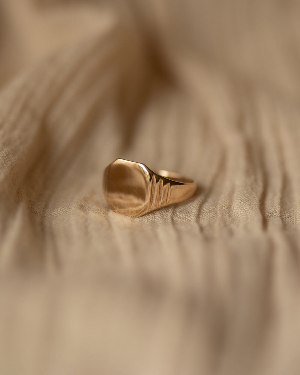 Marion 1967 9ct Gold Signet Ring