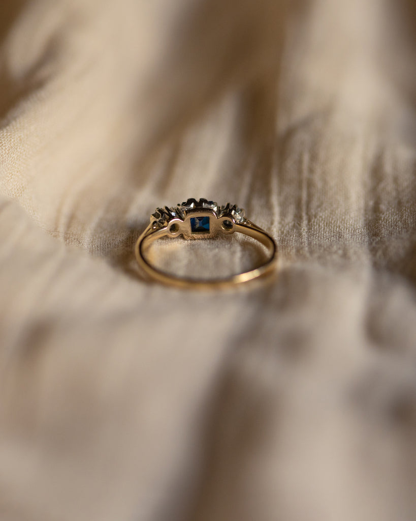 Ivy Vintage 18ct Gold Sapphire & Diamond Trilogy Ring