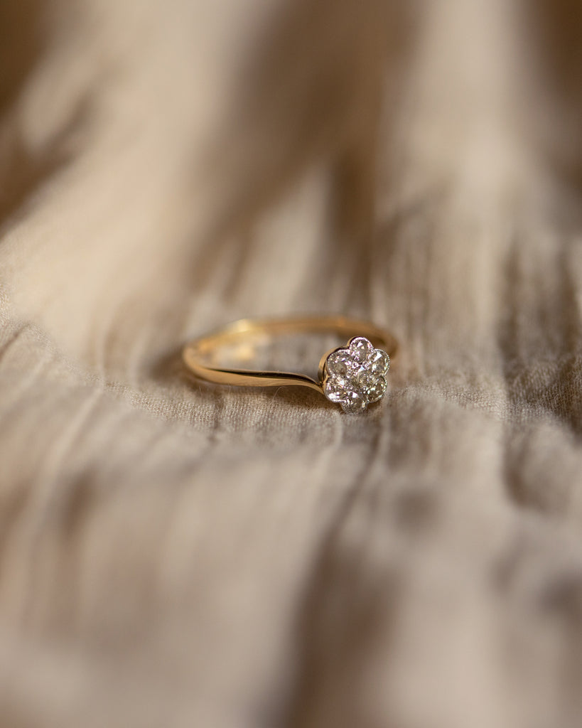 Beatrice Vintage 18ct Gold Diamond Flowerhead Cluster Ring