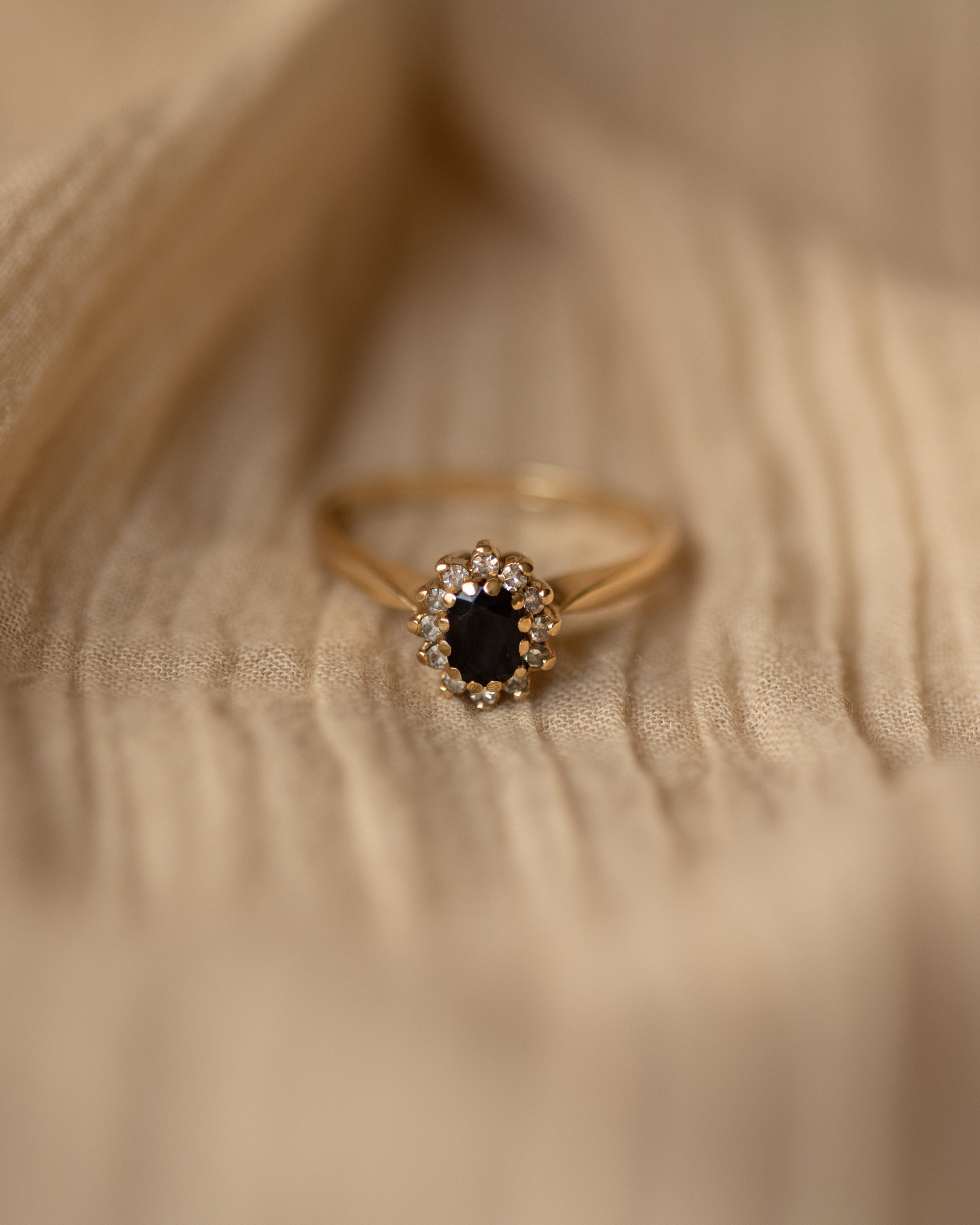 Anna 1983 Vintage 9ct Gold Sapphire & Diamond Cluster Ring