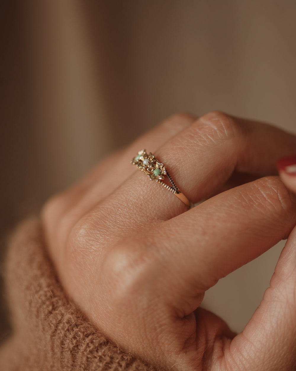 Gretchen 1969 Vintage 9ct Gold Pearl & Turquoise Flower Ring