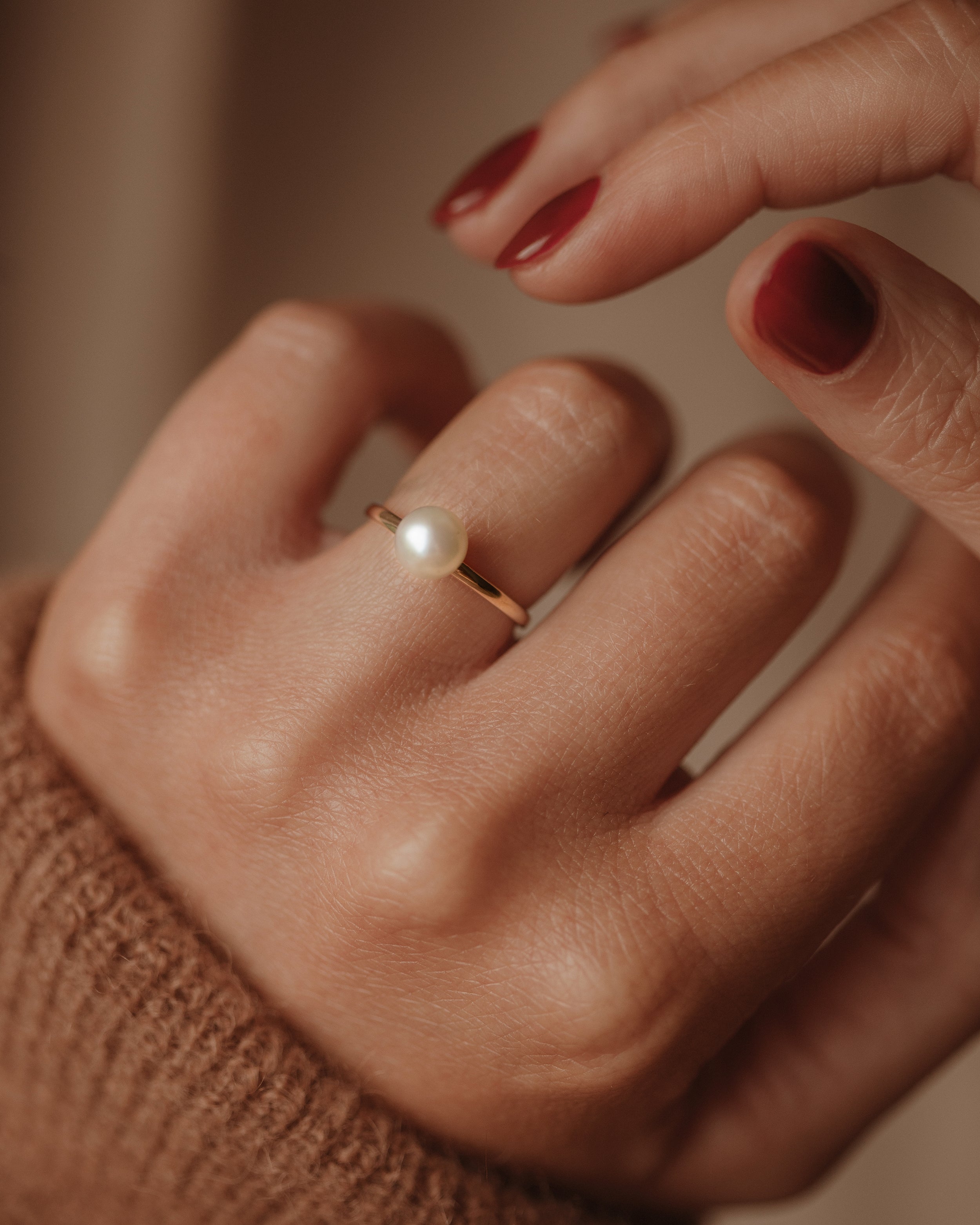 Dorothea Vintage 14ct Gold Pearl Solitaire Ring