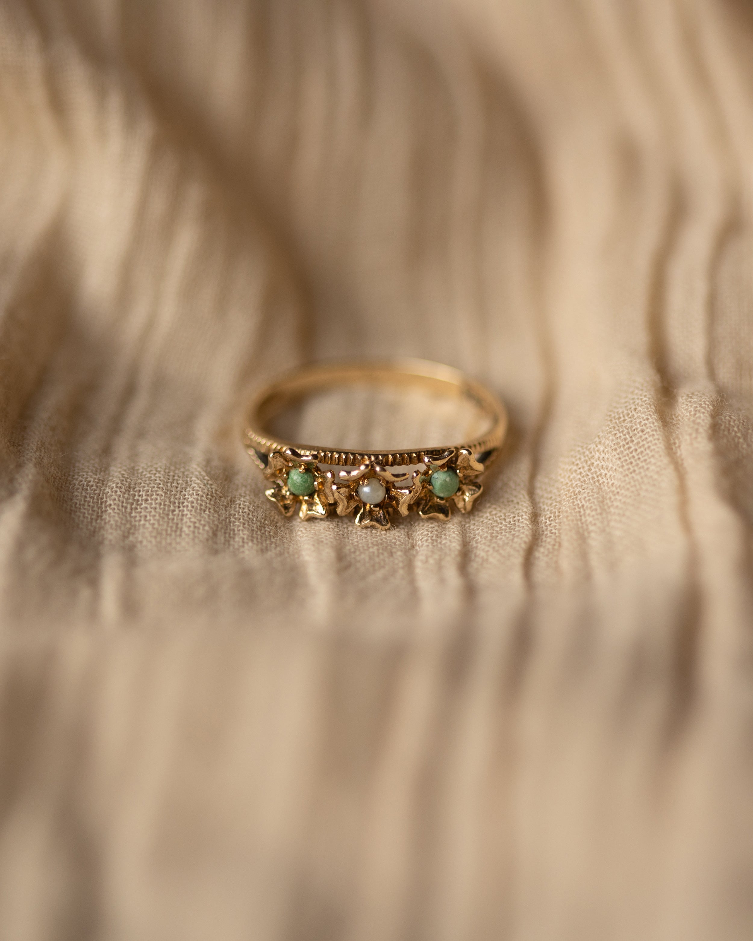 Gretchen 1969 Vintage 9ct Gold Pearl & Turquoise Flower Ring