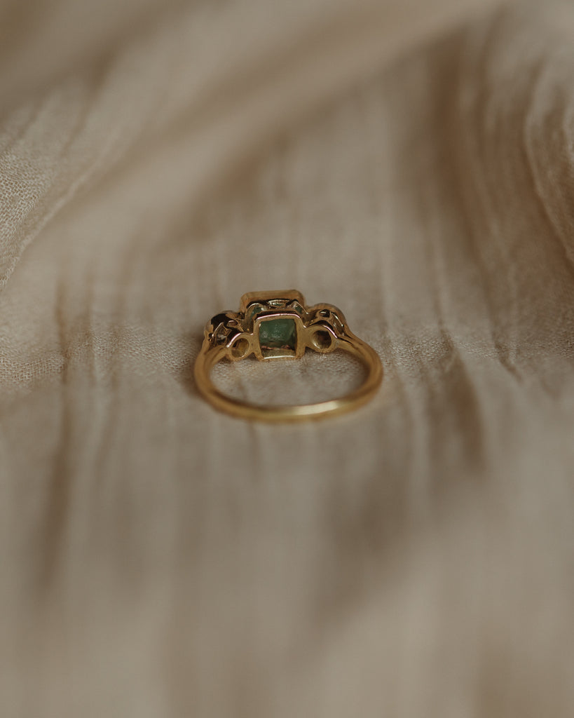 Babette Vintage 18ct Gold Emerald & Diamond Trilogy Ring