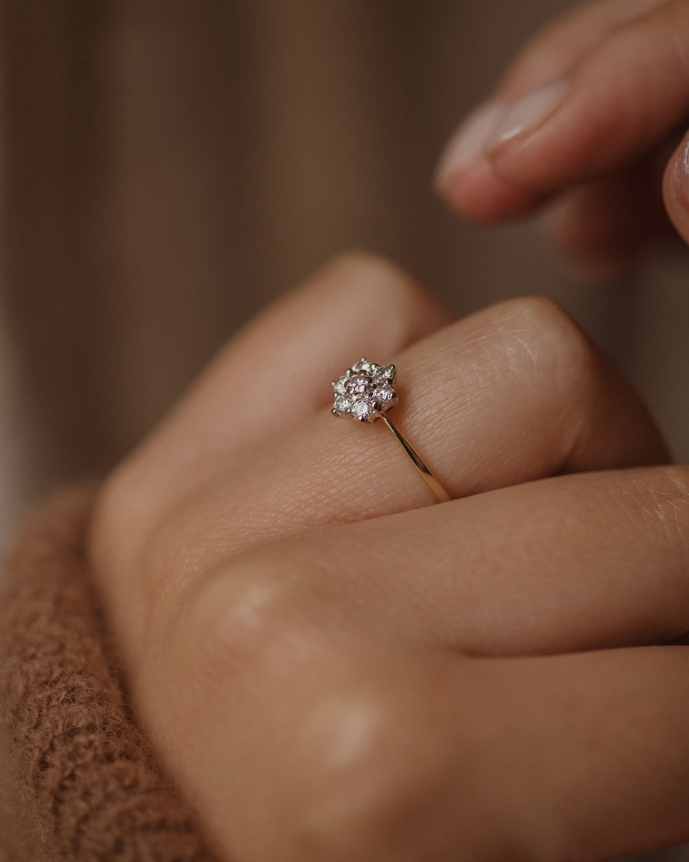 Eleanore Vintage 18ct Gold Diamond Cluster Ring