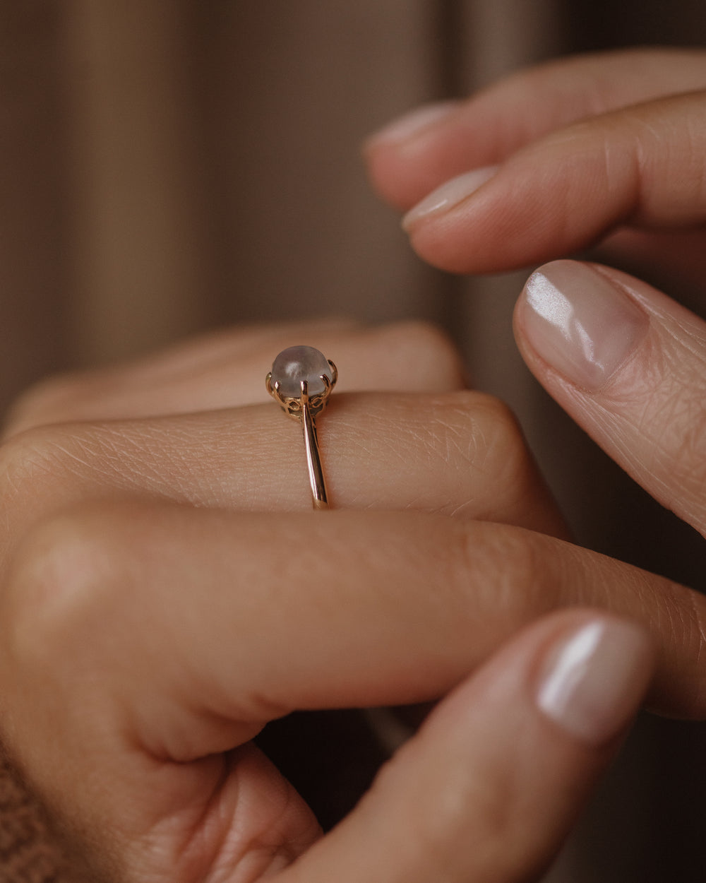 Marisol Vintage 9ct Gold Moonstone Solitaire Ring