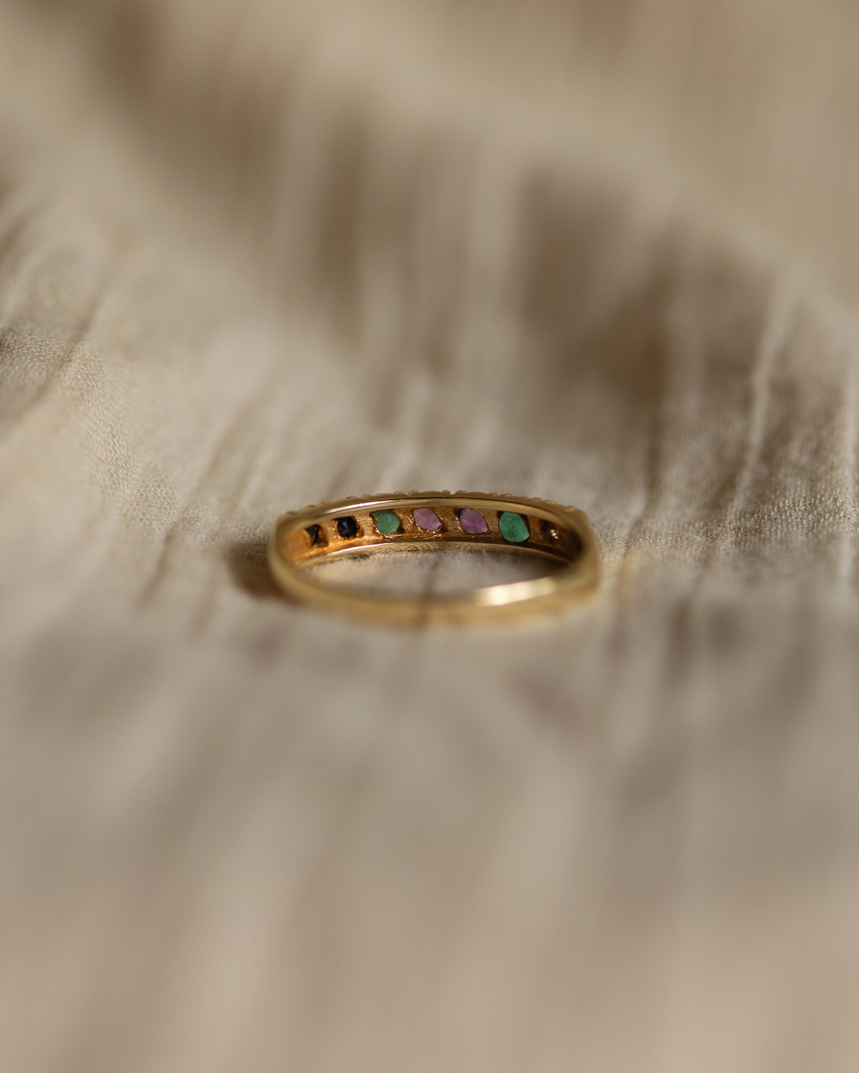 June 1989 Vintage 9ct Gold Dearest Acrostic Ring