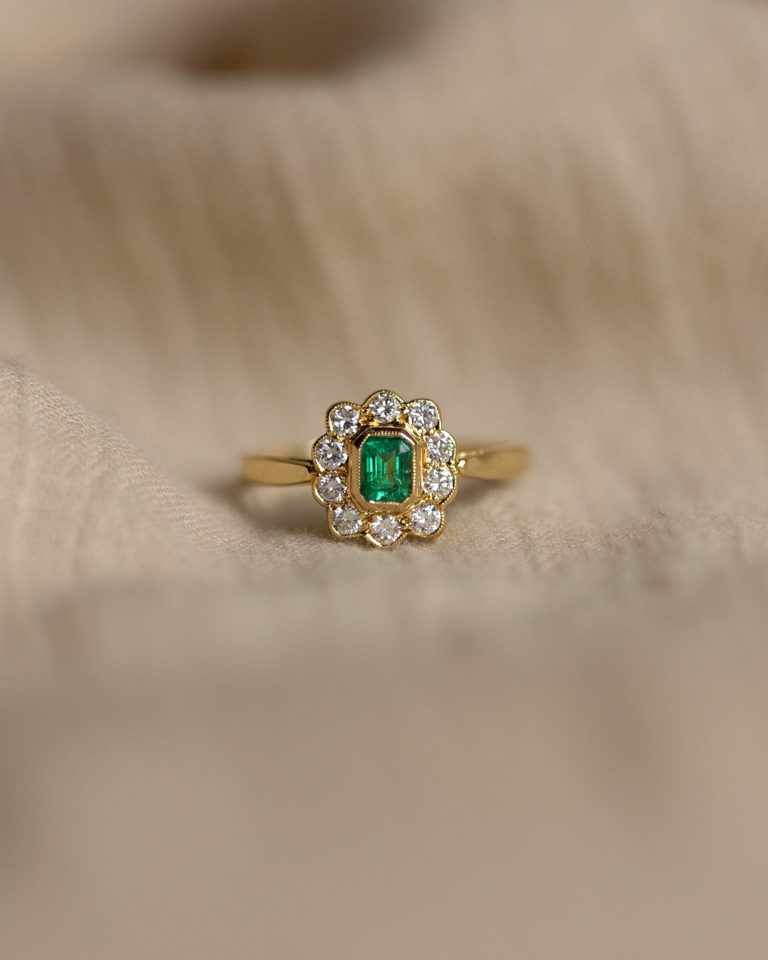 Clémentine 1995 Vintage 18ct Gold Emerald & Diamond Cluster Ring