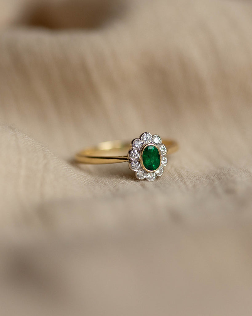 Amarilis Vintage 18ct Gold Emerald & Diamond Cluster Ring