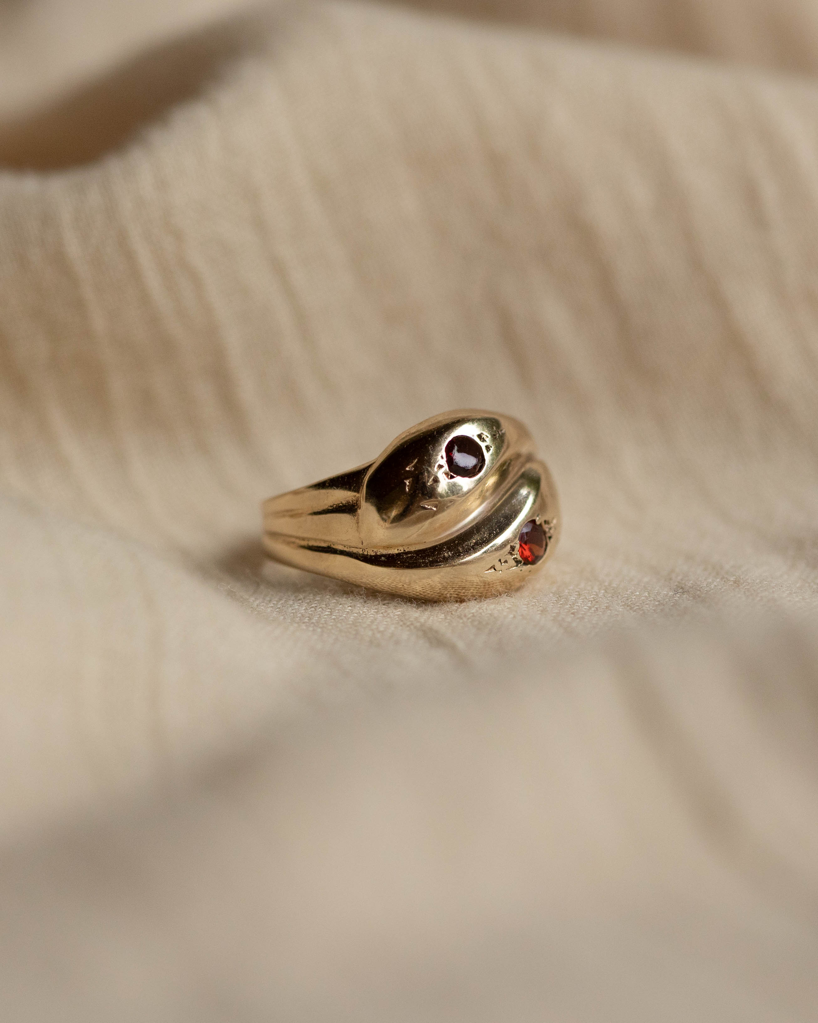 Armande 1963 Vintage 9ct Gold Garnet Double Snake Ring