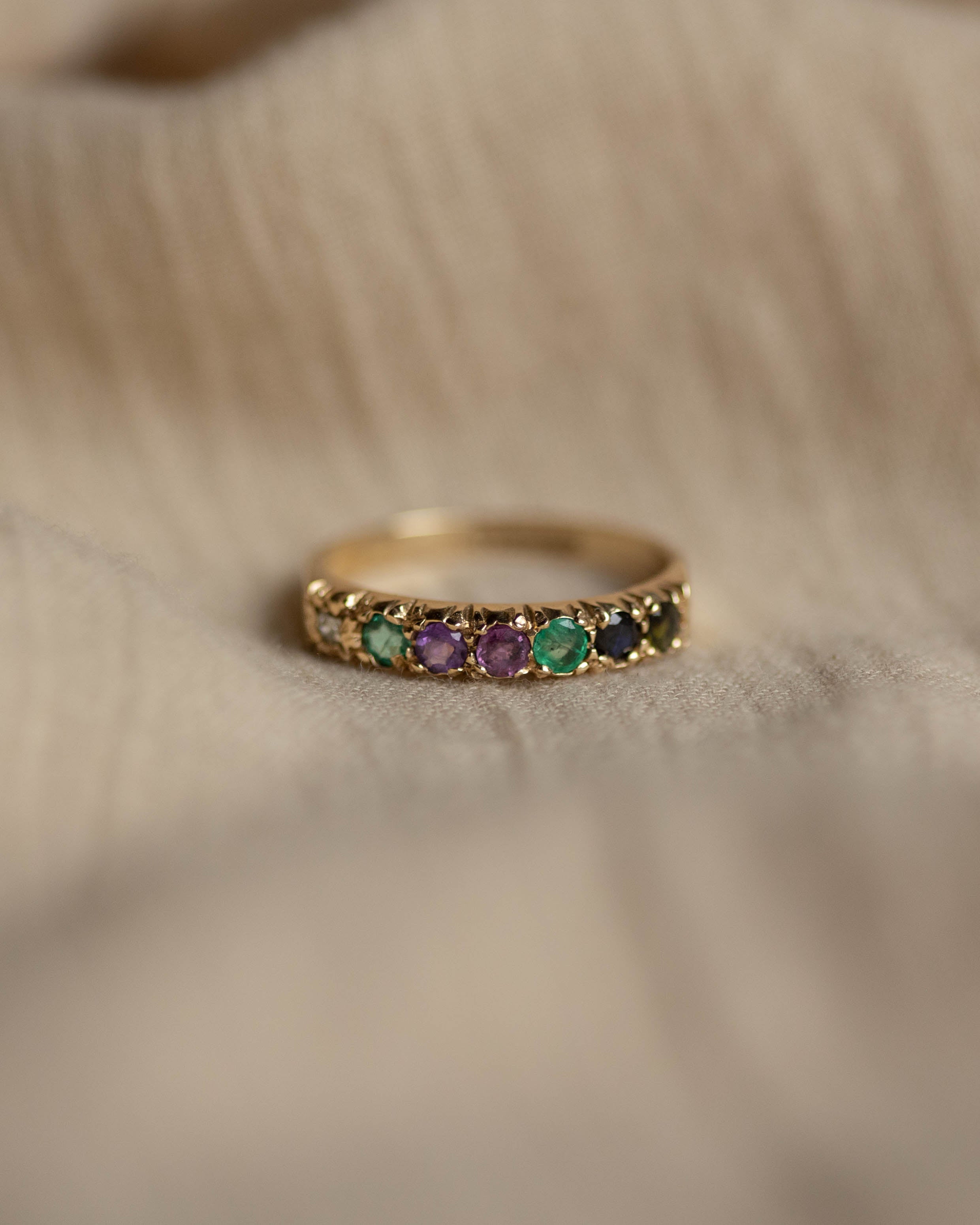 Image of Odette 1989 Vintage 9ct Gold Acrostic Dearest Seven Stone Ring