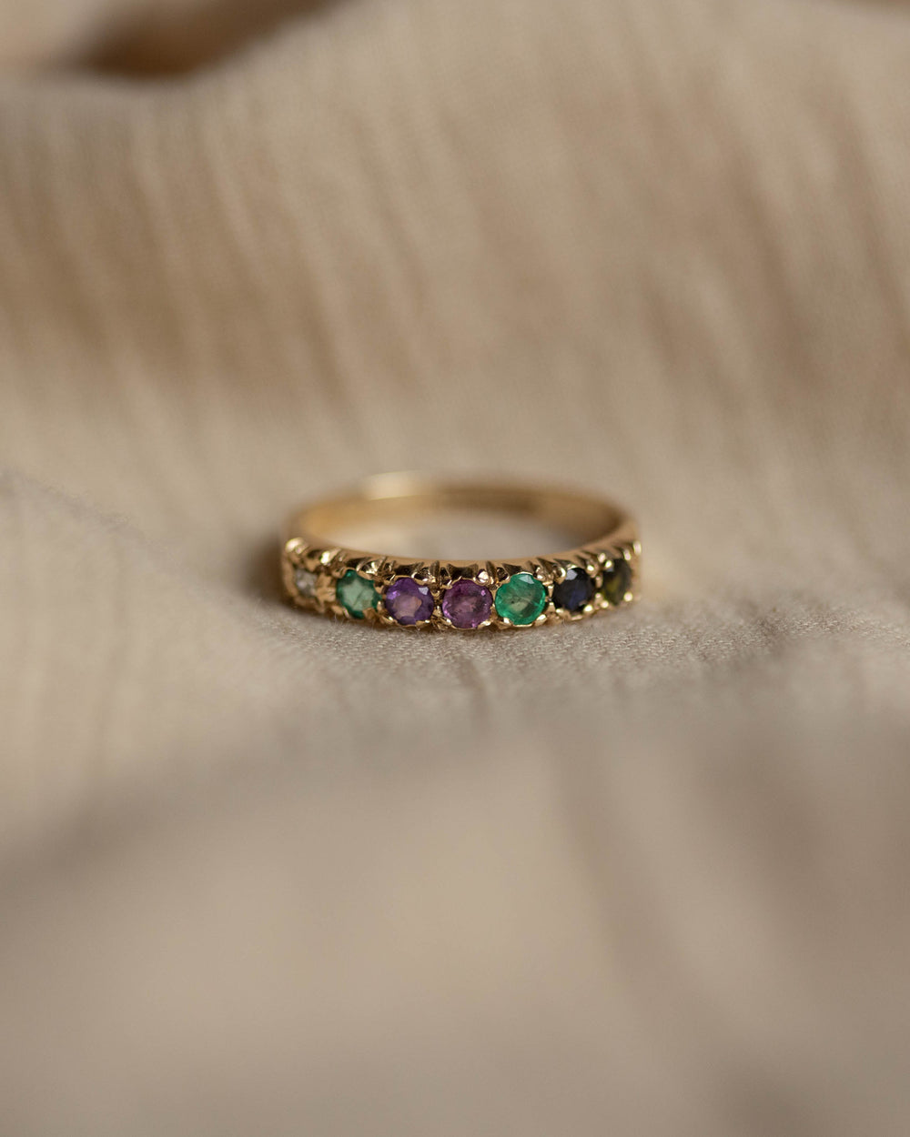 Odette 1989 Vintage 9ct Gold Acrostic Dearest Seven Stone Ring