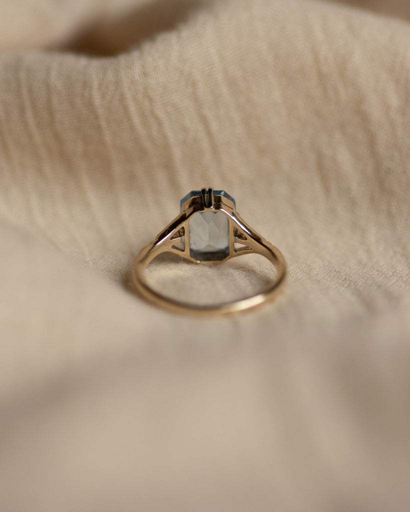 Irene Vintage 9ct Gold Blue Topaz Single Stone Ring