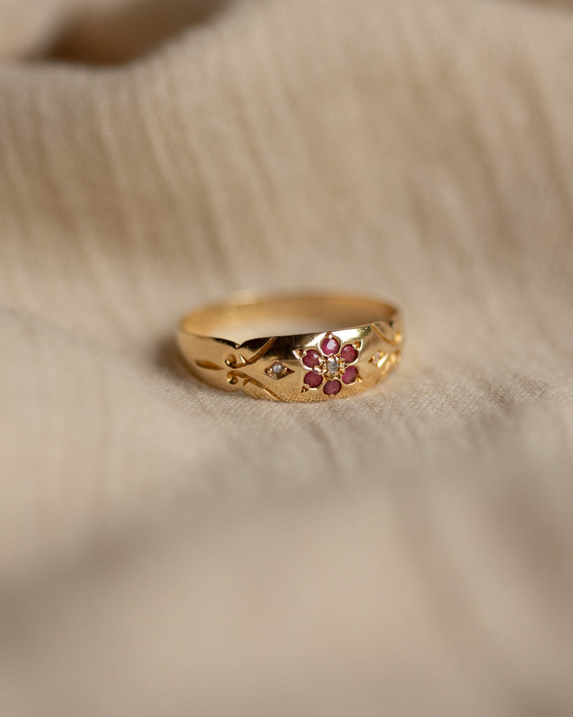 Ida 1919 Antique 18ct Gold Ruby & Diamond Flowerhead Ring