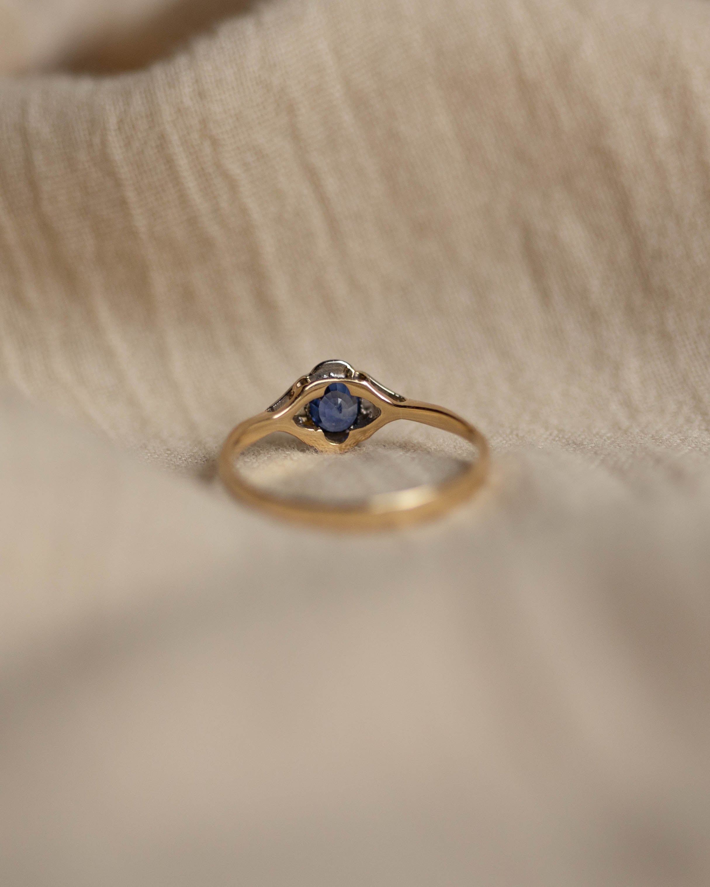 Erica Antique Art Deco 18ct Gold Sapphire & Diamond Cluster Ring