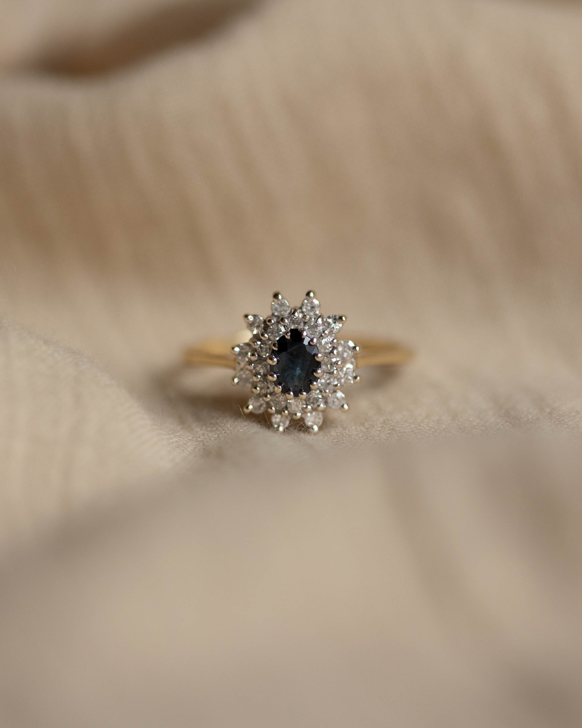 Anne Vintage 9ct Gold Sapphire & Diamond Cluster Ring