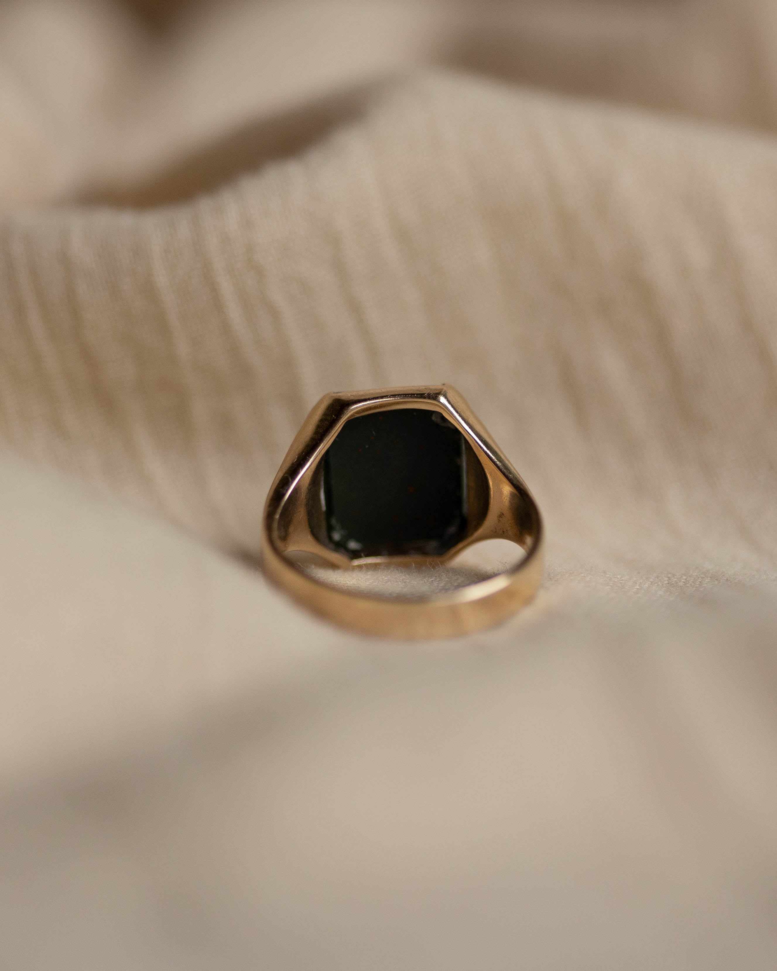 Clare 1968 Vintage 9ct Gold Bloodstone Signet Ring