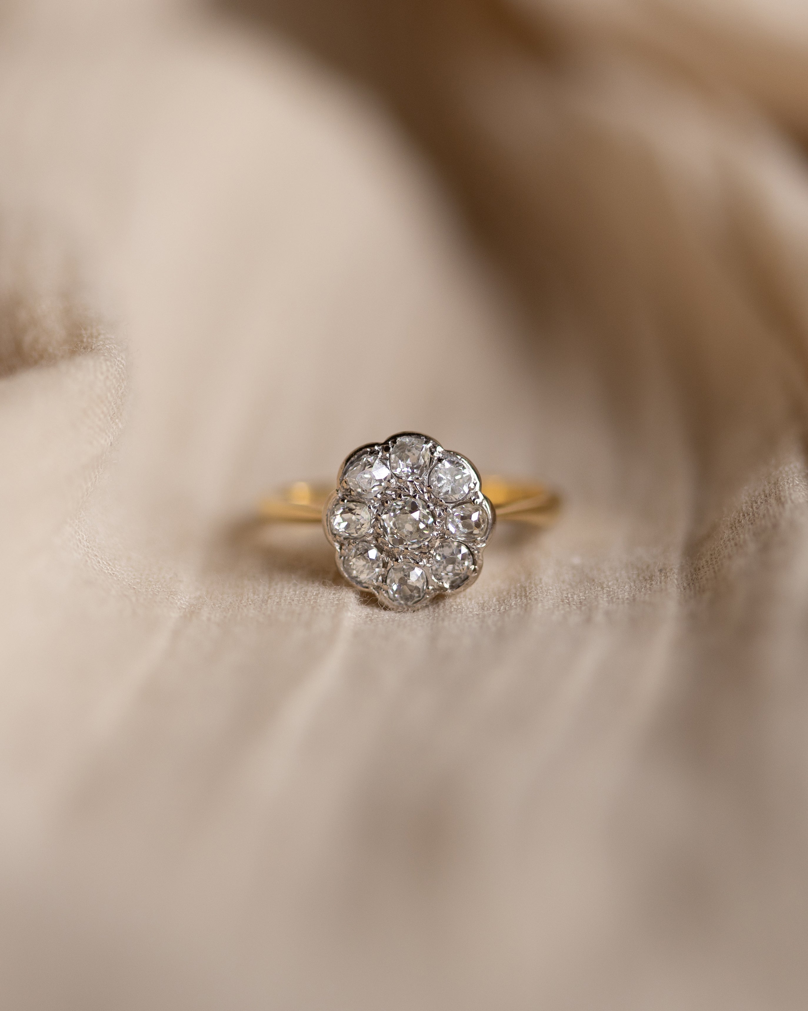 Darlene Antique 18ct Gold Diamond Daisy Cluster Ring