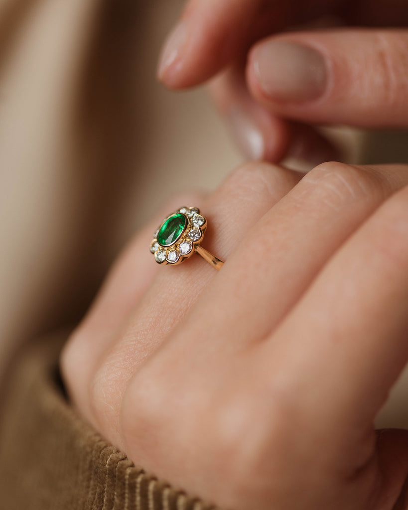Marilou 1991 Vintage 18ct Gold Emerald & Diamond Cluster Ring