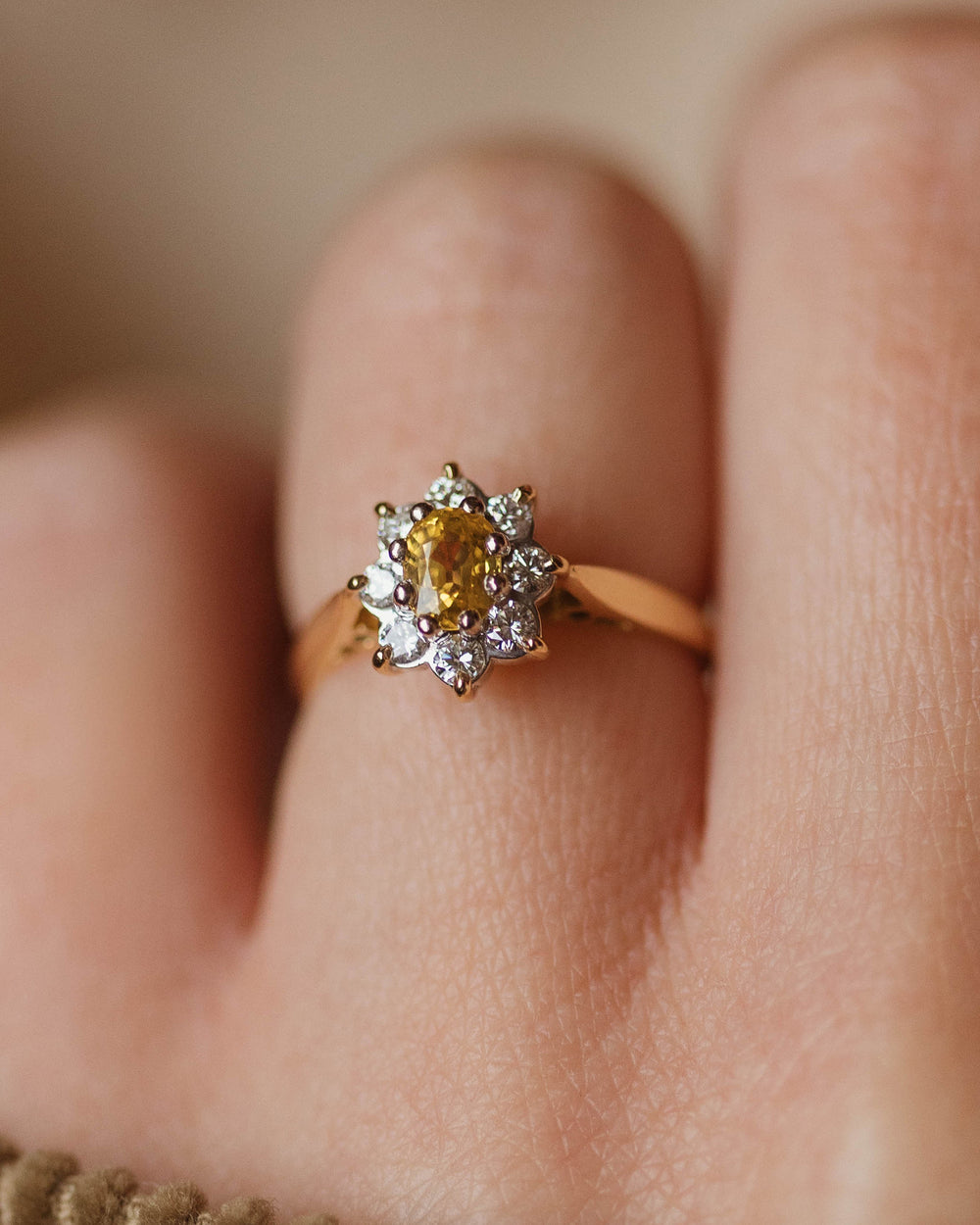 Clarisse 1987 Vintage 18ct Gold Yellow Sapphire & Diamond Cluster Ring
