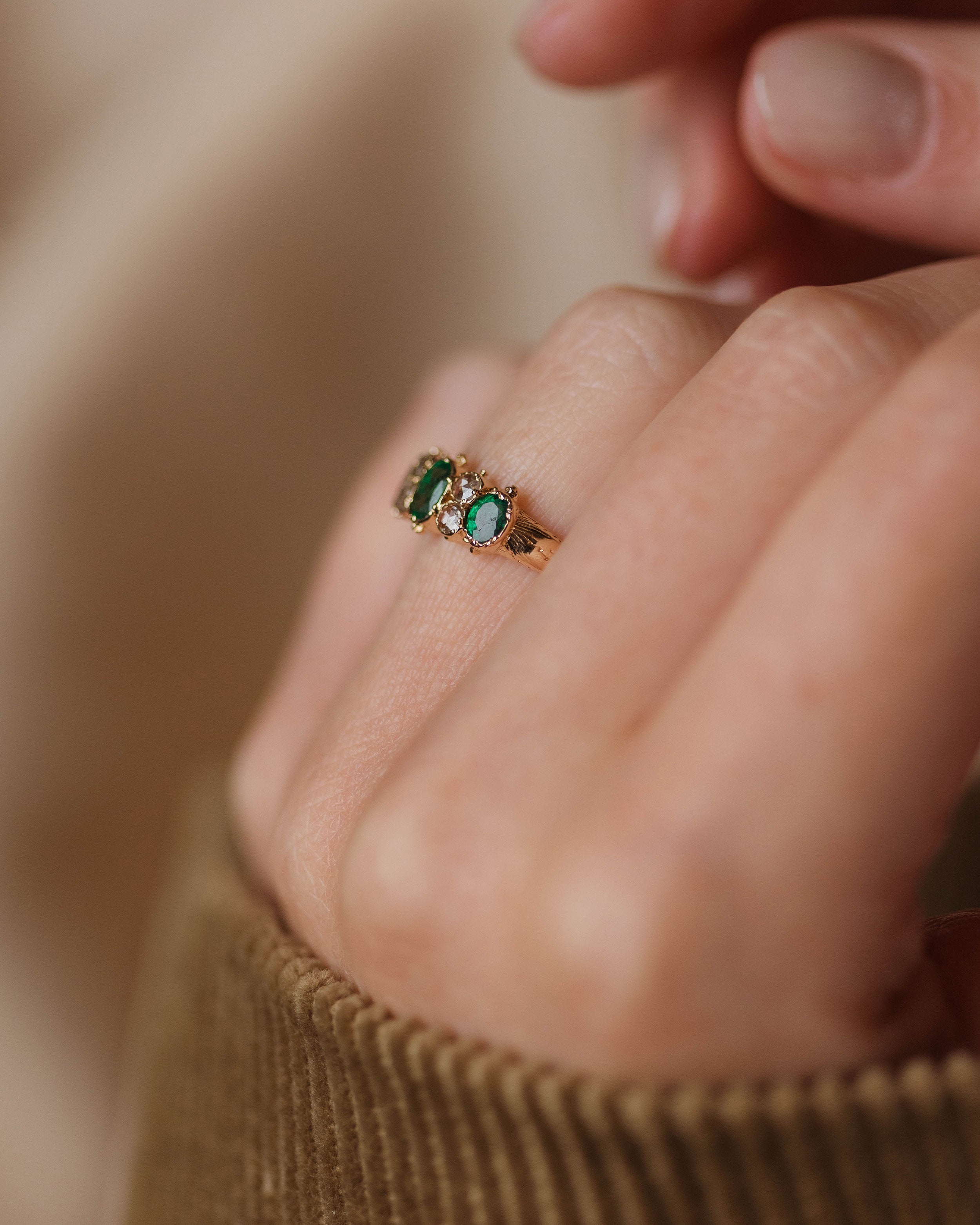 Alva Antique Victorian 15ct Gold Emerald & Diamond Seven Stone Ring