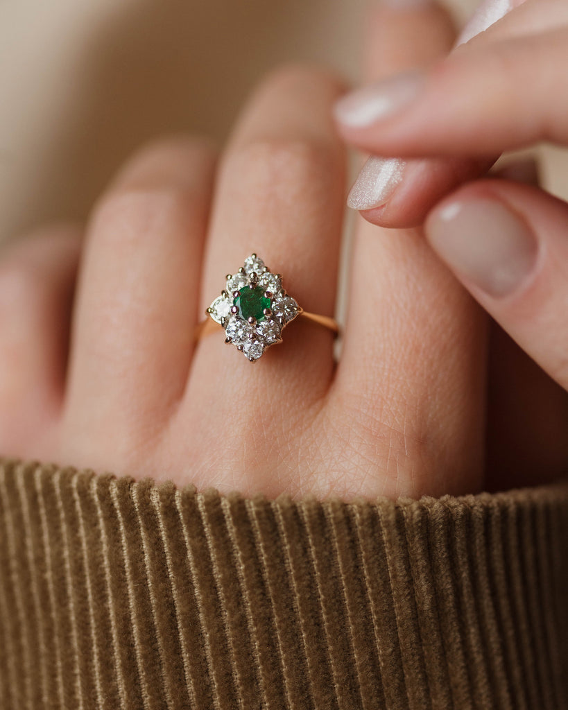 Veronica 1977 Vintage 18ct Gold Emerald & Diamond Lozenge Cluster Ring