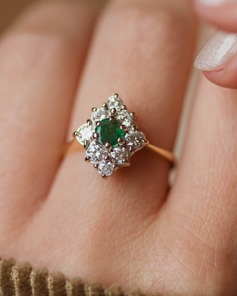 Veronica 1977 Vintage 18ct Gold Emerald & Diamond Lozenge Cluster Ring